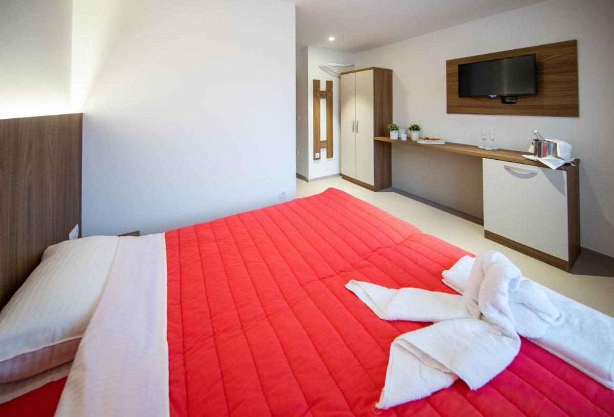 Gostilna Pugelj Hotel Novo Mesto Luaran gambar