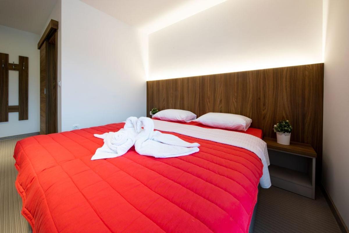 Gostilna Pugelj Hotel Novo Mesto Luaran gambar