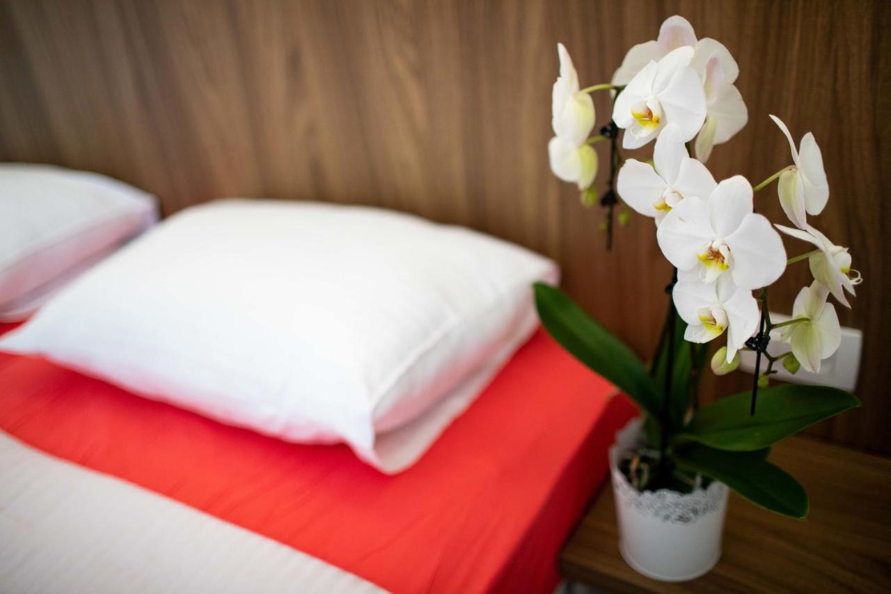 Gostilna Pugelj Hotel Novo Mesto Luaran gambar