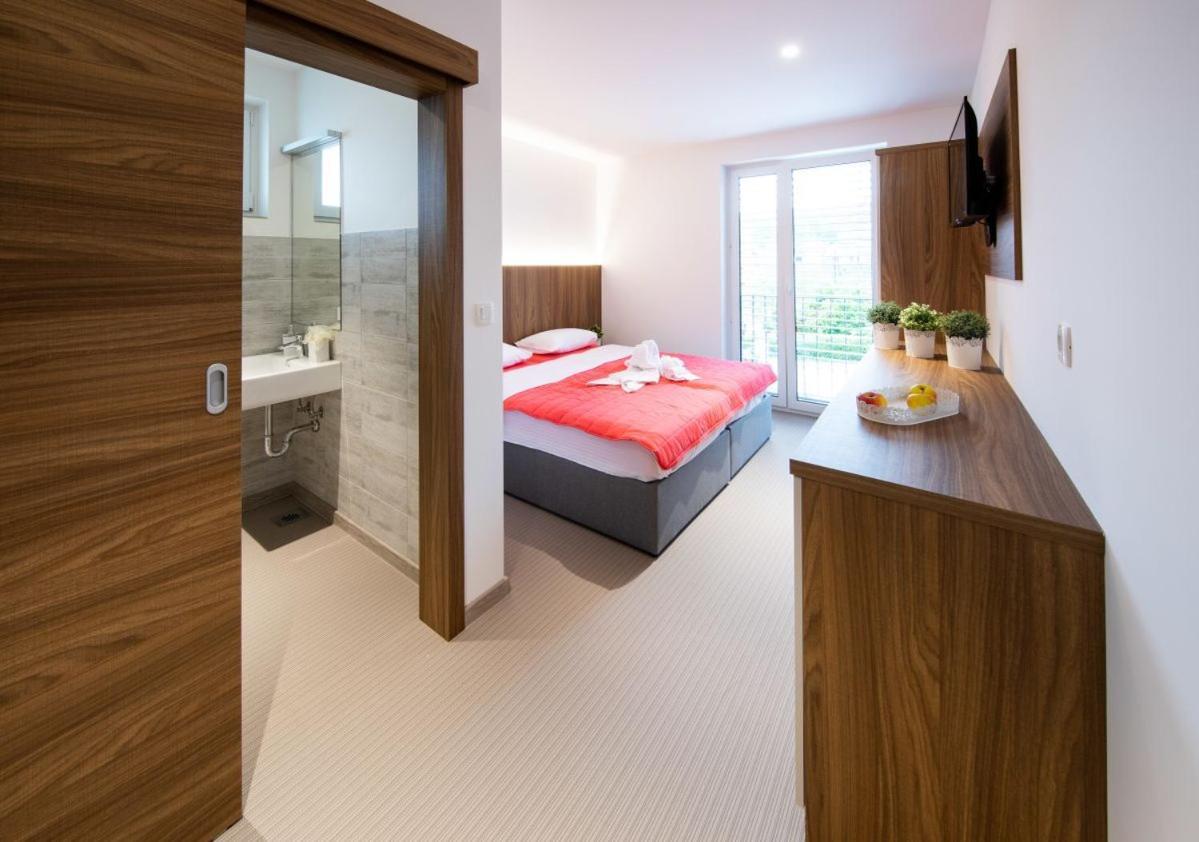 Gostilna Pugelj Hotel Novo Mesto Luaran gambar