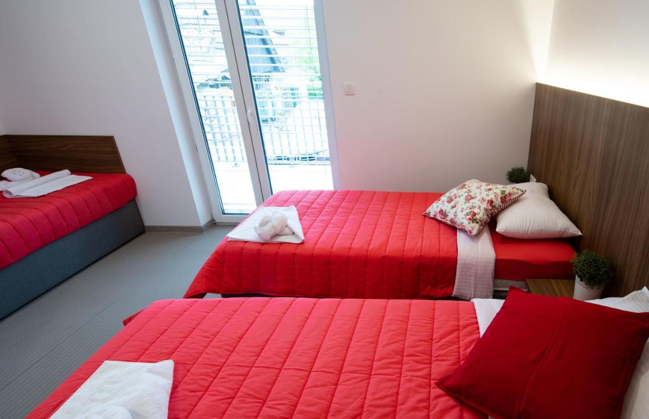Gostilna Pugelj Hotel Novo Mesto Luaran gambar