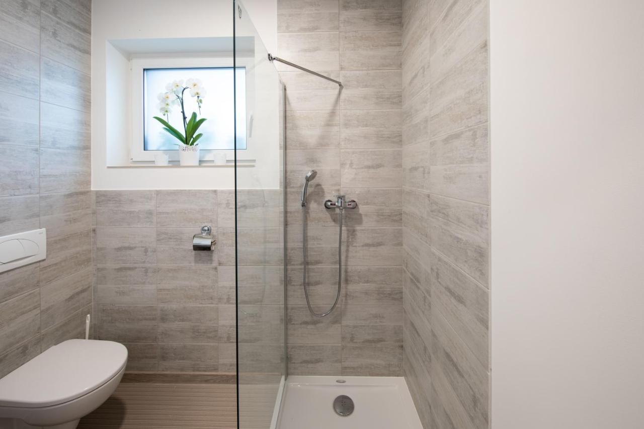 Gostilna Pugelj Hotel Novo Mesto Luaran gambar