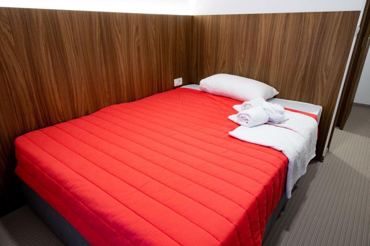Gostilna Pugelj Hotel Novo Mesto Luaran gambar